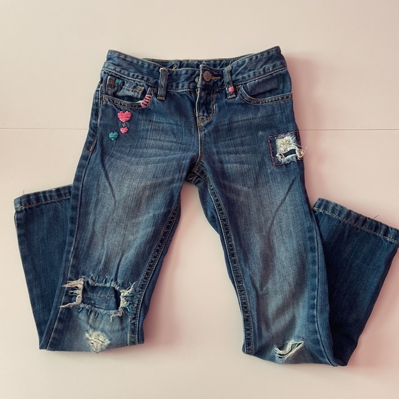 Size 7 Bootcut Bundle of 4  - Old Navy (3) & Mudd (1) - Embellished/Distressed - Picture 14 of 16